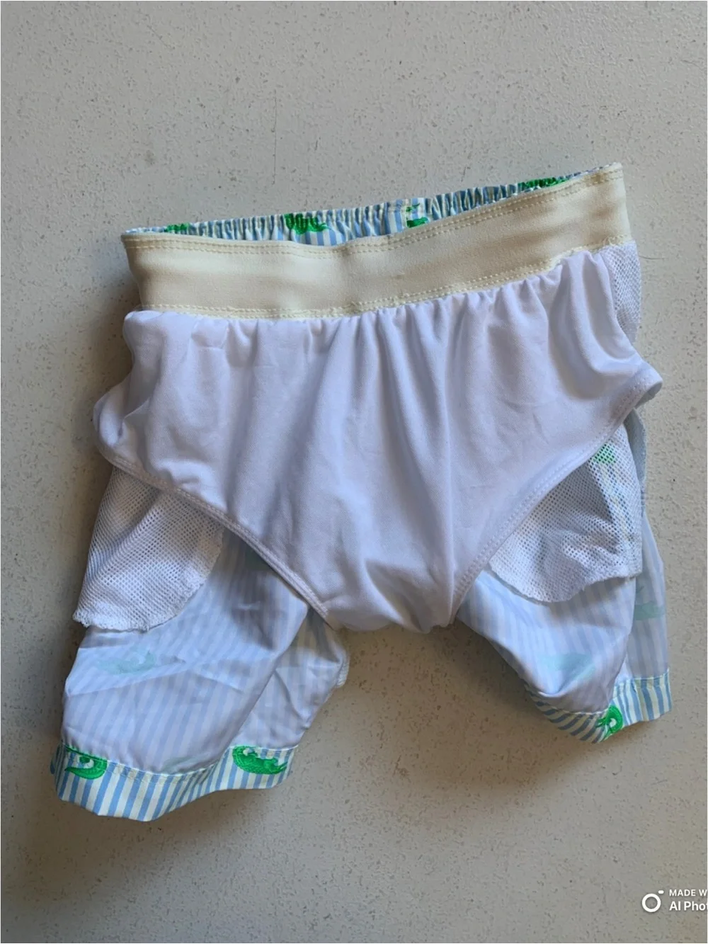 Cat & Jack Alligator Swim Trunks Swimsuit Size Small NWOT Blue Green Stripe